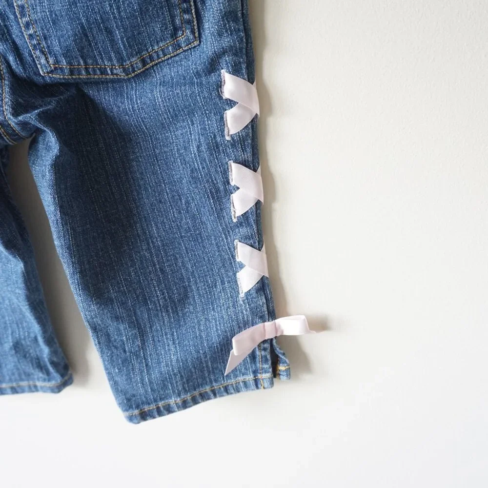 NEW Gymboree Y2K Embroidered Heart Denim Capri Jeans Ribbon Accent Blue Girls‎ 4